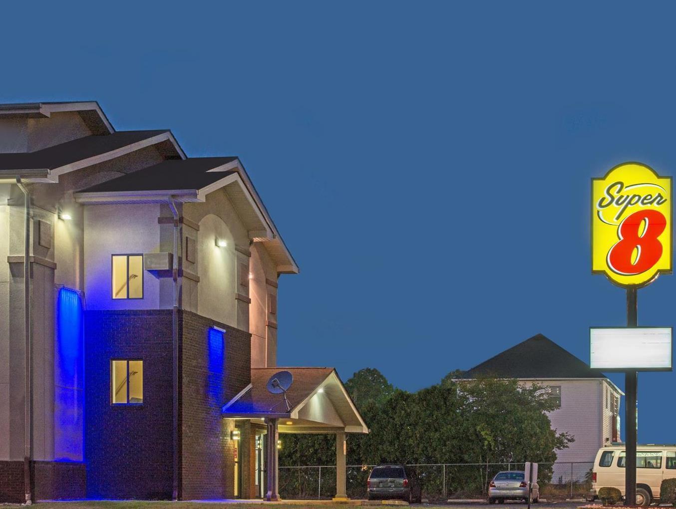Super 8 By Wyndham New Castle Exterior foto