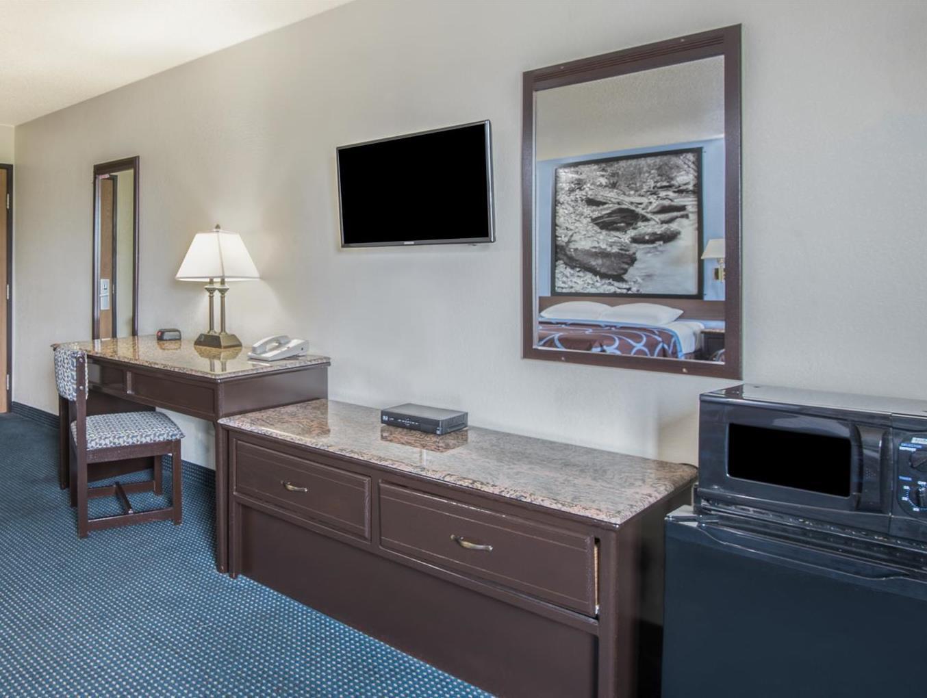 Super 8 By Wyndham New Castle Exterior foto