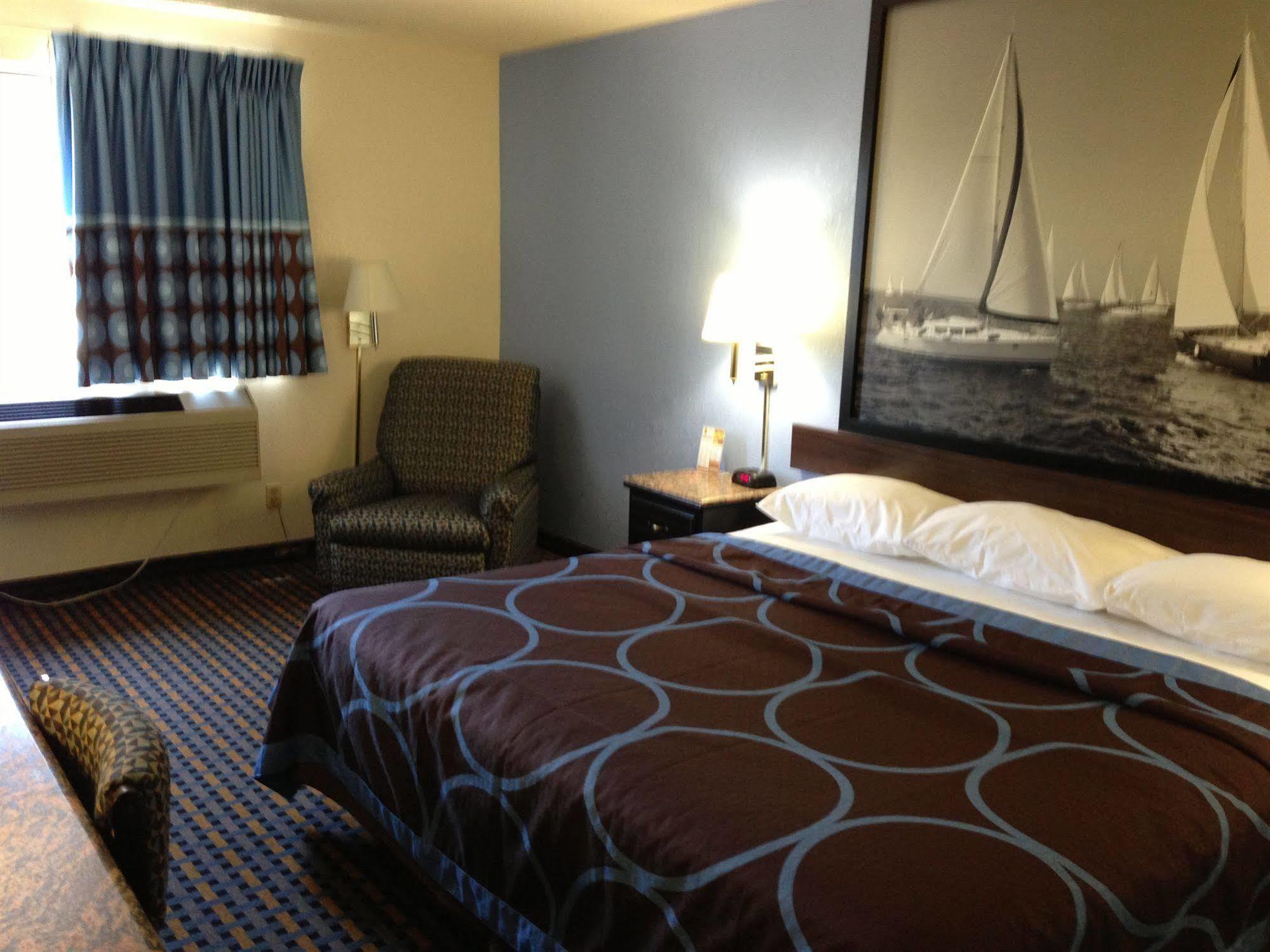 Super 8 By Wyndham New Castle Exterior foto
